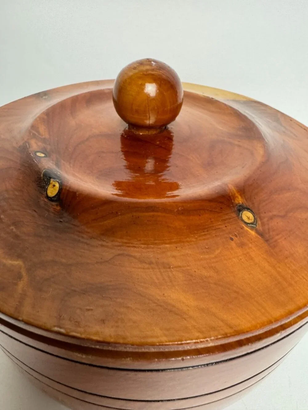 Vintage Wooden Bowl w/Lid  Storage Box Serving Dish